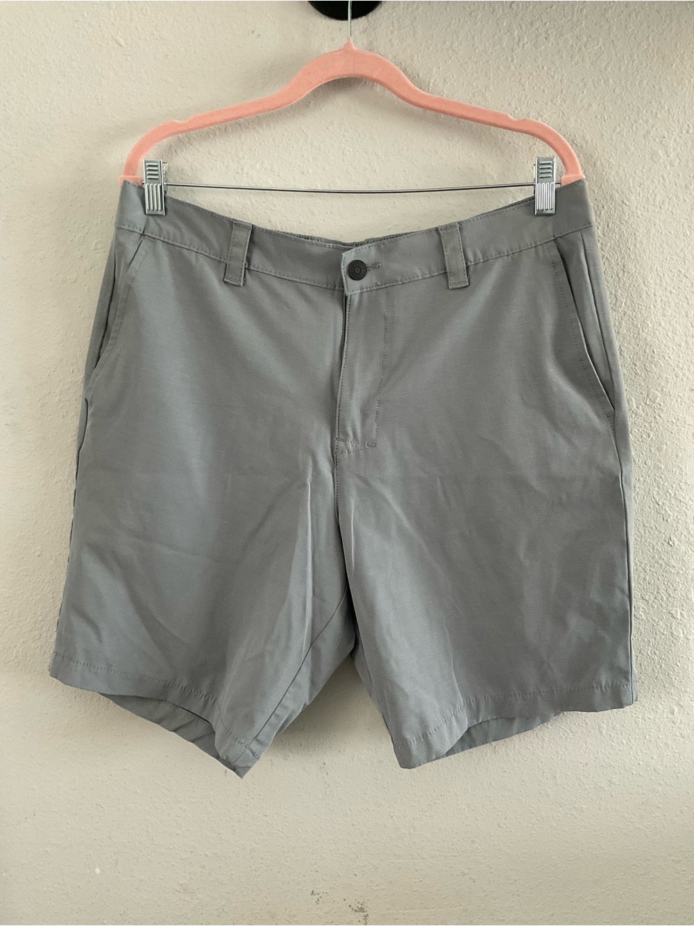 Banana Republic Light Gray Men's Shorts - Subtle Pinstripe